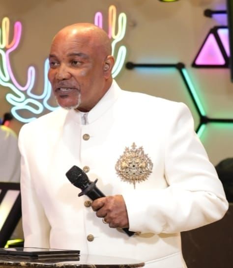 Senior Pastor Kamonga Ndaye